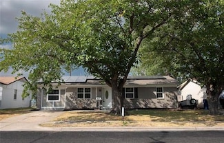913 Rosewood Hills Dr, Garland, TX 75040