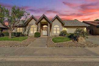 1219 University Ave, Hanford, CA 93230