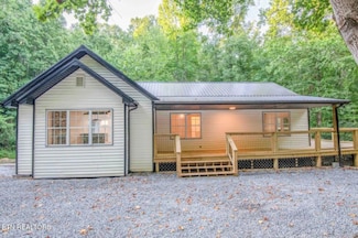 3952 Blazier Rd, Rockford, TN 37853