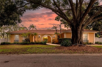 2370 Weymouth Dr, Clearwater, FL 33764