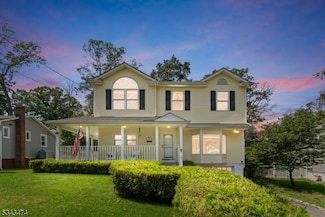 106 Chincopee Ave, Hopatcong, NJ 07843
