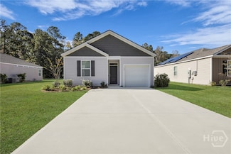 197 Hazy Ln, Hinesville, GA 31313