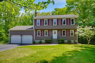 7 Gaskill Cir, Hopedale, MA 01747