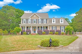 3864 Meadow Ridge Dr NW, Concord, NC 28027