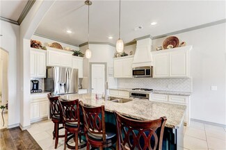 13516 Leighton Ln, Oklahoma City, OK 73142