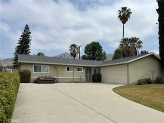 235 Green Oaks Dr, Riverside, CA 92507