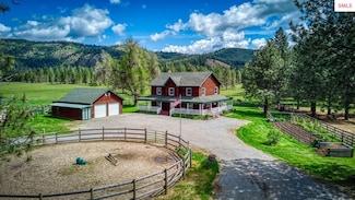 415 Shale Rd, Priest River, ID 83856