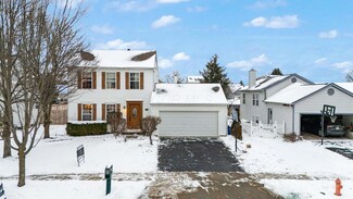 660 Wynstone Dr, Lewis Center, OH 43035