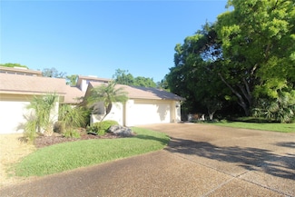 4633 La Jolla Dr, Bradenton, FL 34210