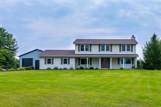 11560 Walnut Hill Dr NW, Baltimore, OH 43105
