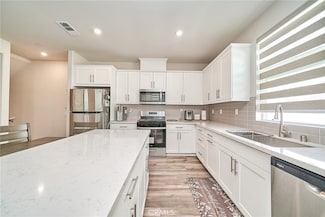 163 Dove Landing, Covina, CA 91722