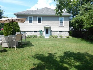14 N Lowell St, Methuen, MA 01844