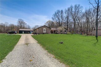 6080 Downs Rd NW, Warren, OH 44481