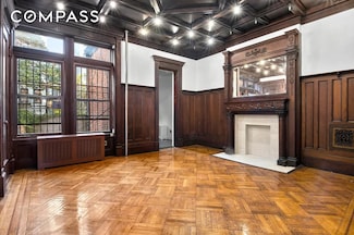 386 Sterling Place Unit 2, Brooklyn, NY 11238