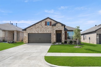 1911 Seminole Dr, Cleburne, TX 76033
