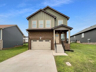 605 Battery Ct, Clarksville, TN 37042