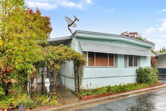 5250 Brook Park Ln, Sacramento, CA 95841