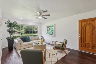 4042 Osby Dr, Houston, TX 77025