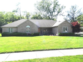 608 Summit Dr, Plainfield, IN 46168