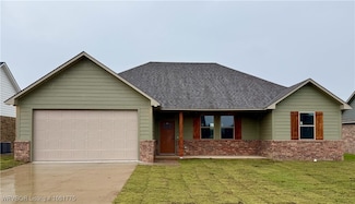 121 Countryside Way, Pocola, OK 74902