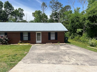 1880 S Boyd Dr, Rocky Face, GA 30740