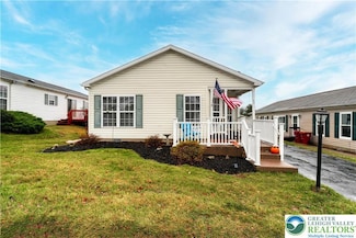 30 Abbey Rd, Easton, PA 18040