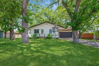 208 14th Ave N, Princeton, MN 55371