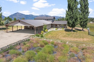 970 S Shoshone Loop, Hamilton, MT 59840