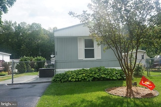 20 Maryanne Ave, Stafford, VA 22554