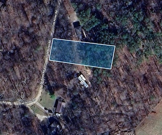 132 Lee Acres Rd, Irvine, KY 40336