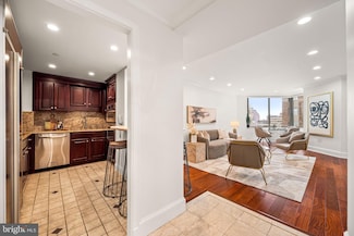 202 10 W Rittenhouse Square Unit 1809, Philadelphia, PA 19103