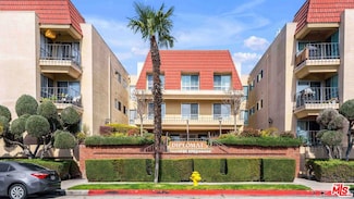 5845 Doverwood Dr Unit 302, Culver City, CA 90230