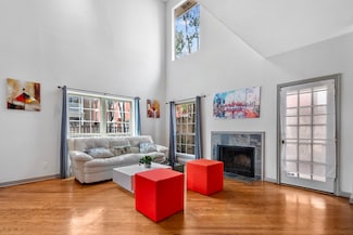 2220 Bering Dr Unit 11, Houston, TX 77057