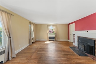 282 Seven Mile Rd, Hope, RI 02831