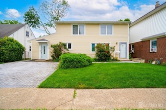 314 Benjamin Ave, Iselin, NJ 08830