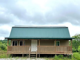 31166 Edmundson Rd, Vinton, OH 45686