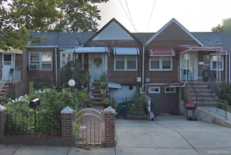 115-20 217th St, Cambria Heights, NY 11411