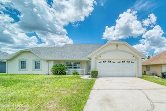 5636 Loma Vista Dr W, Davenport, FL 33896