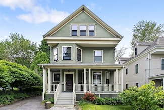 27 Chilcott Place Unit 2, Jamaica Plain, MA 02130