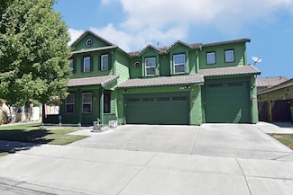 1923 Greenfield Dr, Turlock, CA 95382