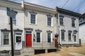 216 Jamestown St, Philadelphia, PA 19128