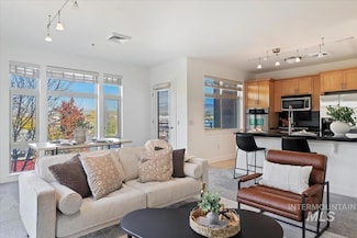 406 S 13th St Unit 307, Boise, ID 83702