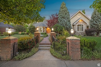 909 Ridge Ln, Alpine, UT 84004