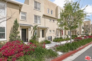 12822 Manhattan Ct Unit 105, Hawthorne, CA 90250
