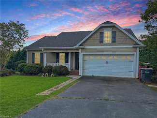 816 Ridge View Terrace, Rural Hall, NC 27045