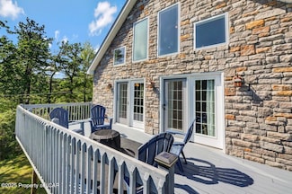 61 Adobe Way, Zion Grove, PA 17985