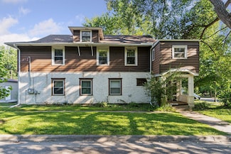 1083 Chatsworth St N, Saint Paul, MN 55103