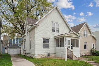 1010 10th St SW, Cedar Rapids, IA 52404