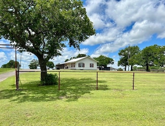2886 Texas 59, Bowie, TX 76230