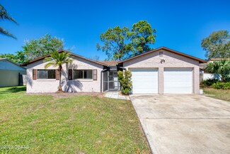 165 Westwood Dr, Daytona Beach, FL 32119